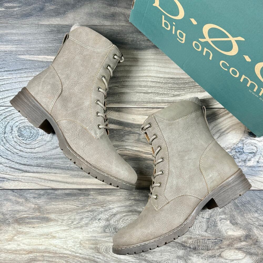 NIB BOC Claudia 8.5M Lace Up Combat Boots Taupe Faux Leather